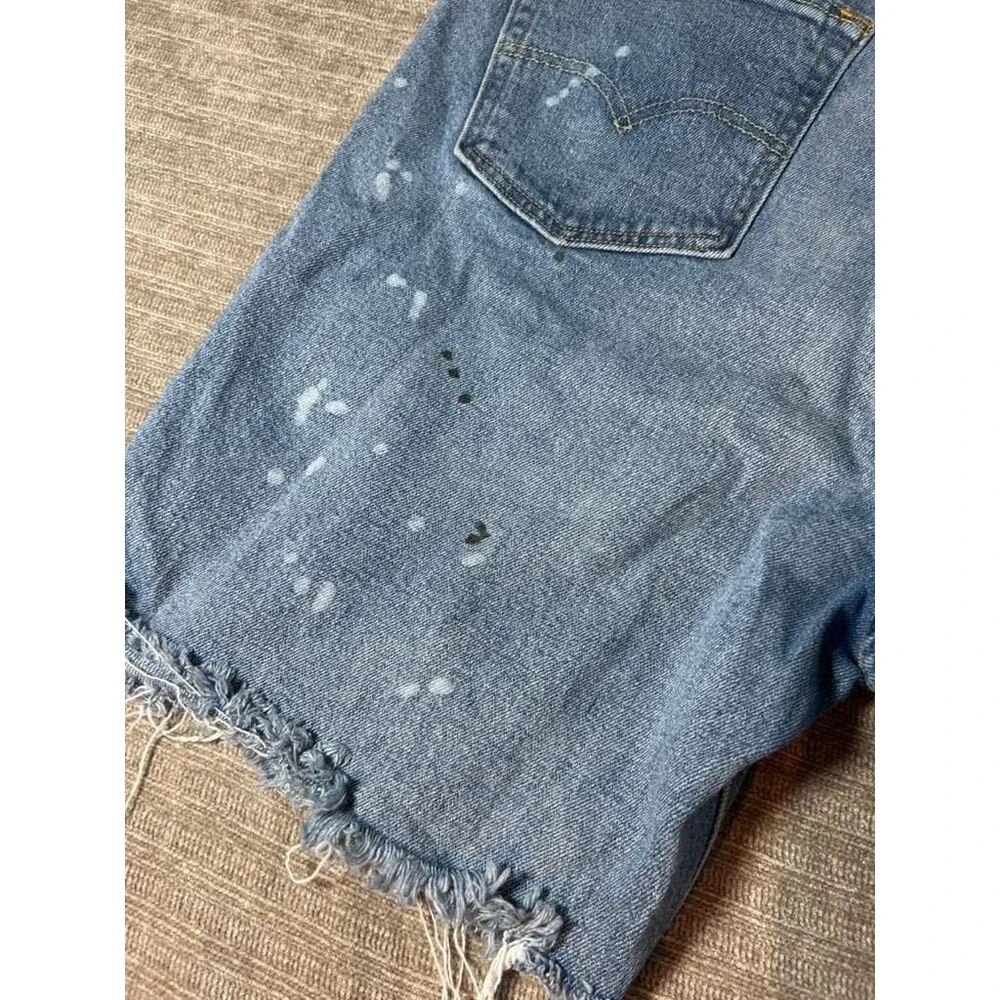 Levi's 541 Vintage Thrased Denim Shorts Men's Size 40 x 30 Paint Splatter